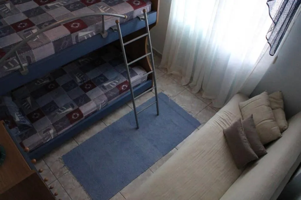 Holiday Apartment Флогита